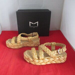Marc Fisher LTD Genie Platform Sandal $150 - US Size 6 1/2 - Natural - 1120